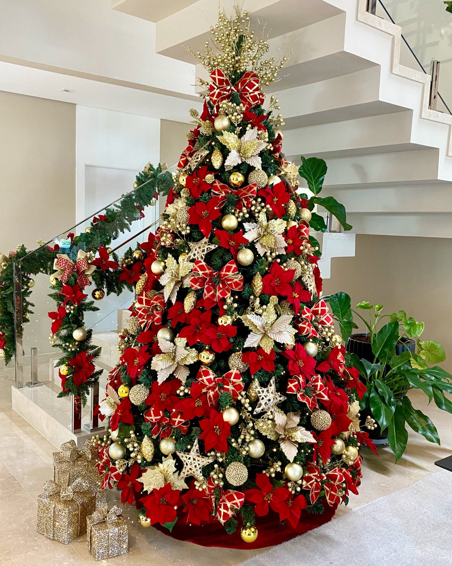 Árvore de Natal Decorada 360º Luxo Natalina - 2,50 Metros