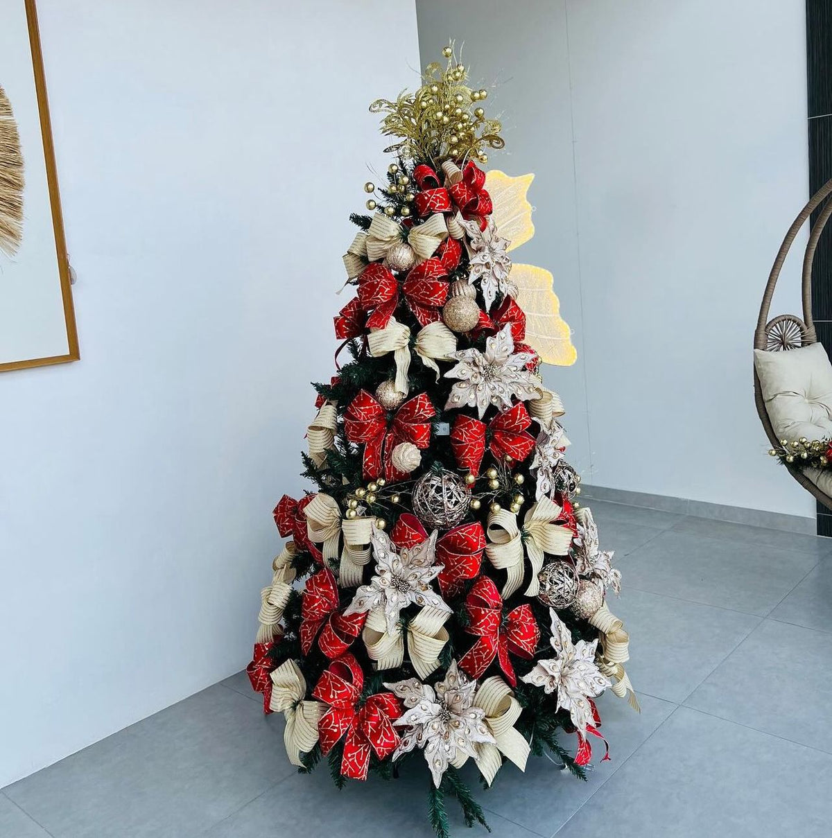 Árvore de Natal Decorada 360º Santa Claus - 1,80 Metros